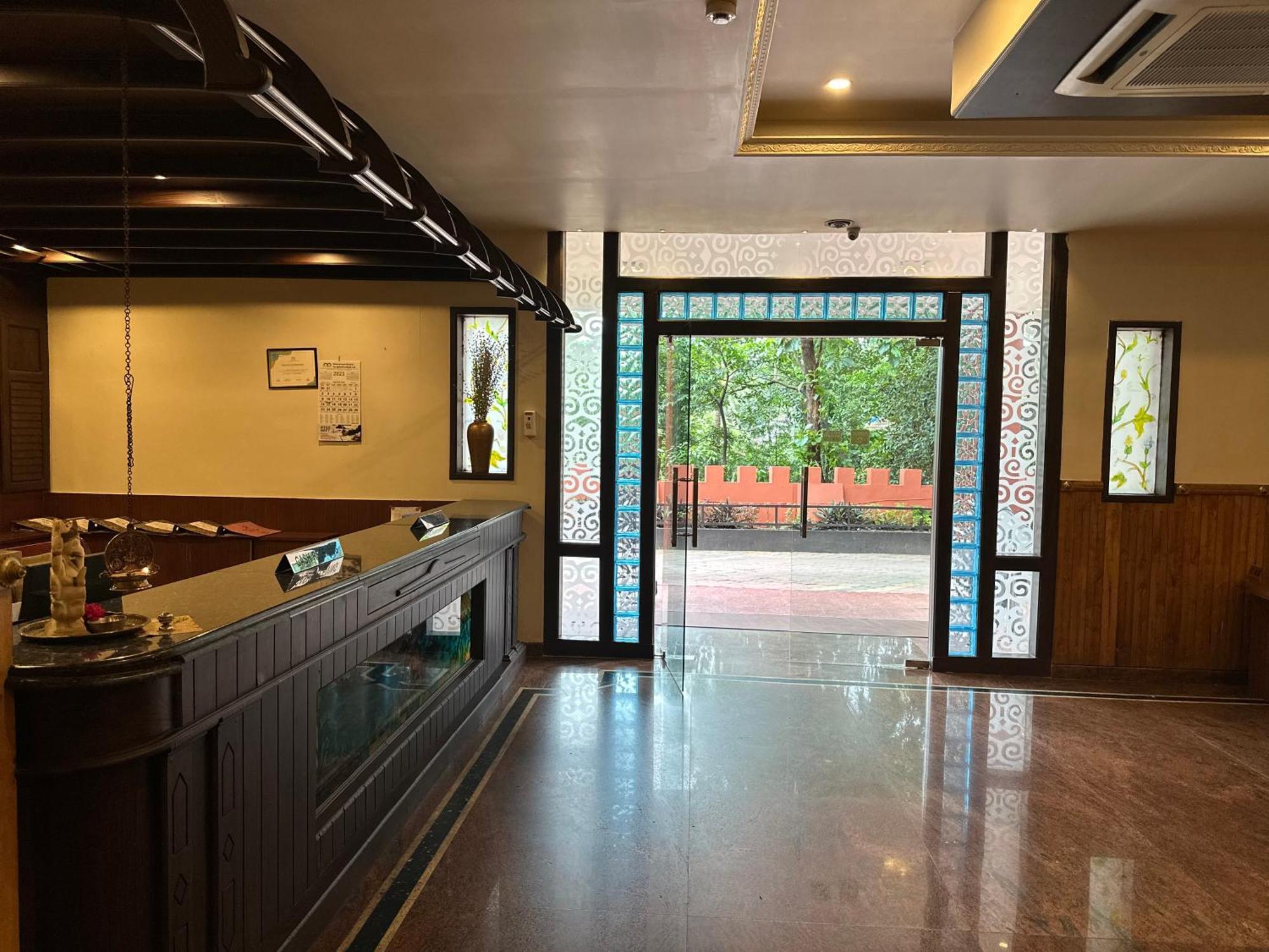 Gd International Redfort Nilambur Ngoại thất bức ảnh