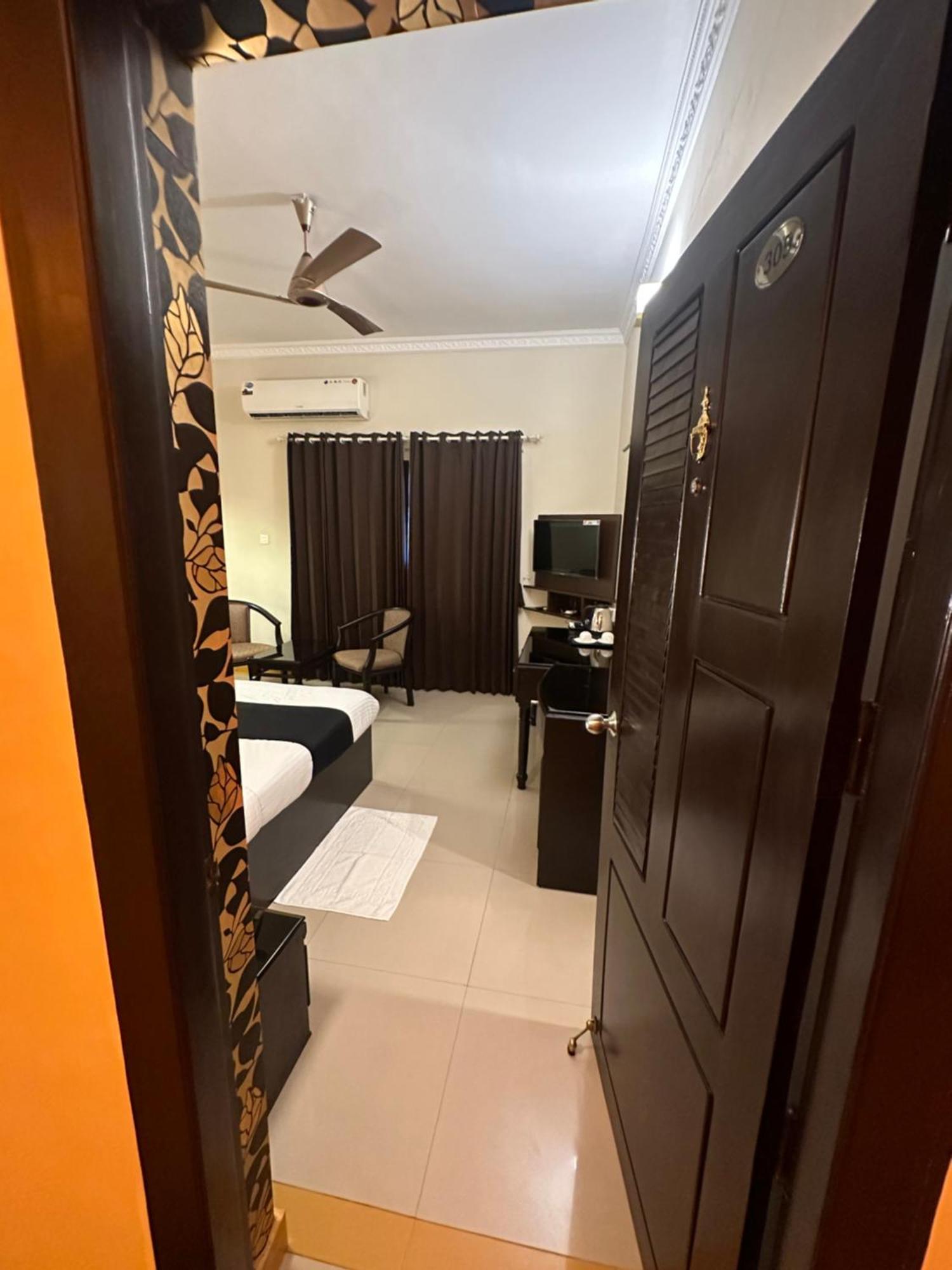 Gd International Redfort Nilambur Ngoại thất bức ảnh