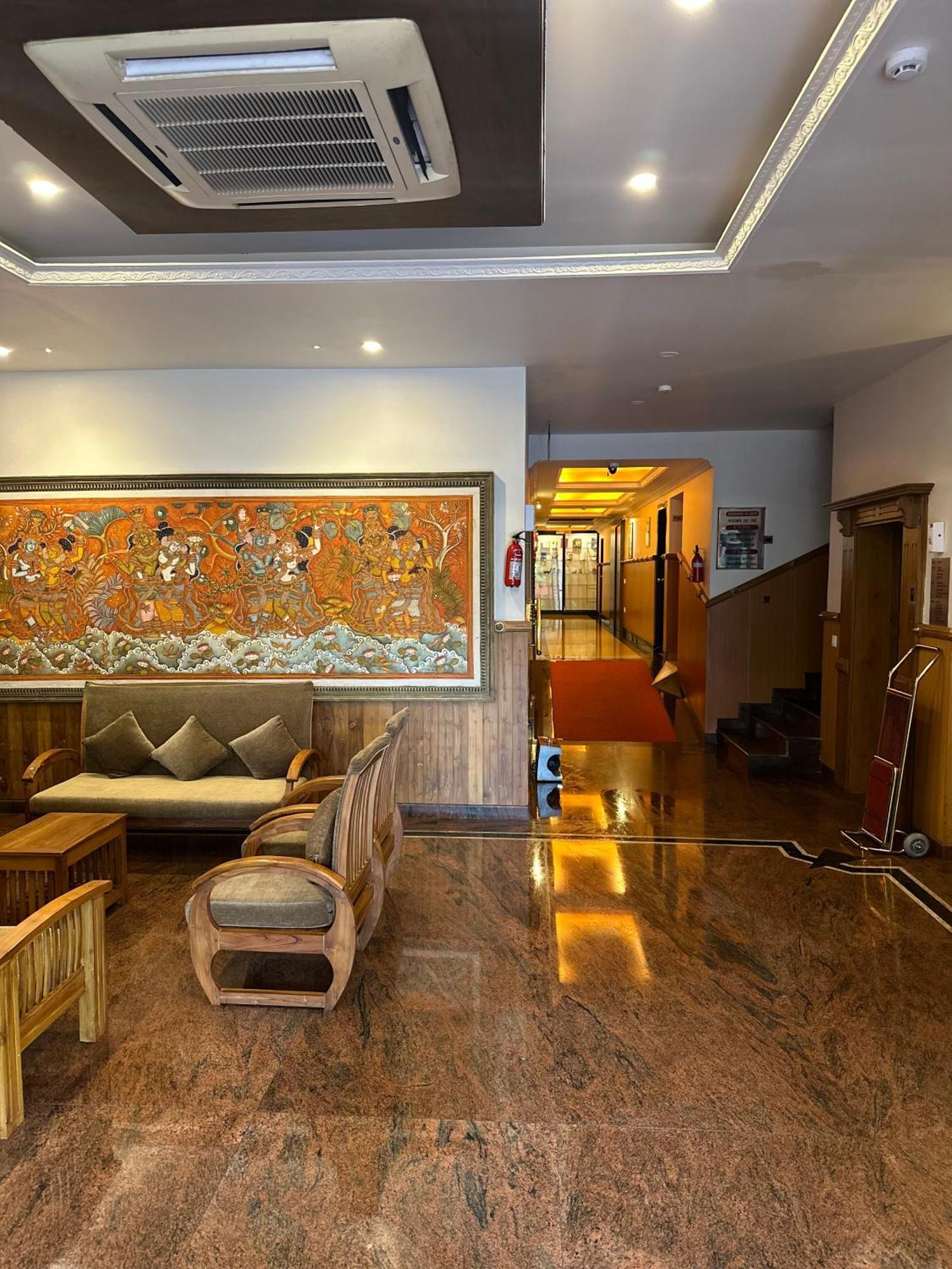 Gd International Redfort Nilambur Ngoại thất bức ảnh