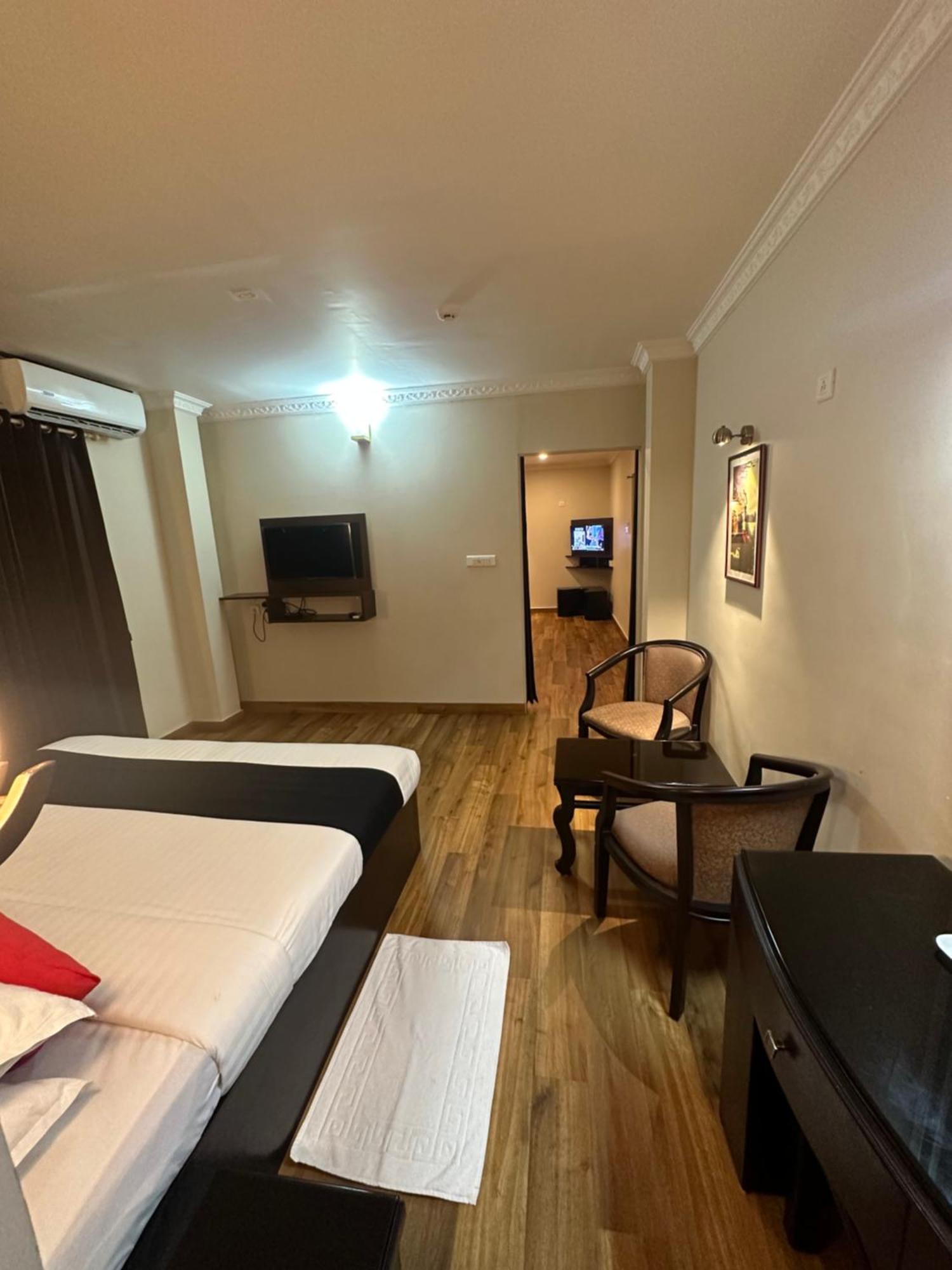 Gd International Redfort Nilambur Ngoại thất bức ảnh